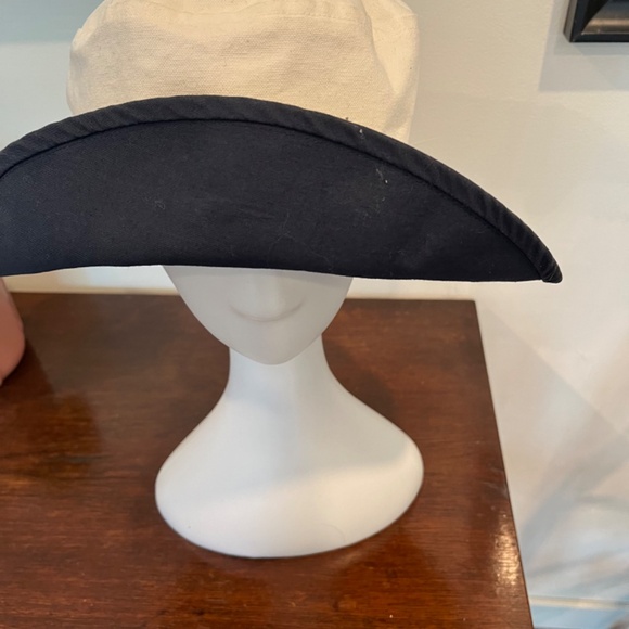 Katie Lord size M/L hat - Picture 8 of 9